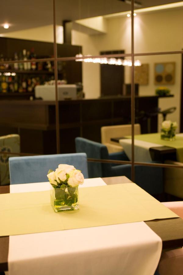 托隆 Onira Boutique酒店 外观 照片